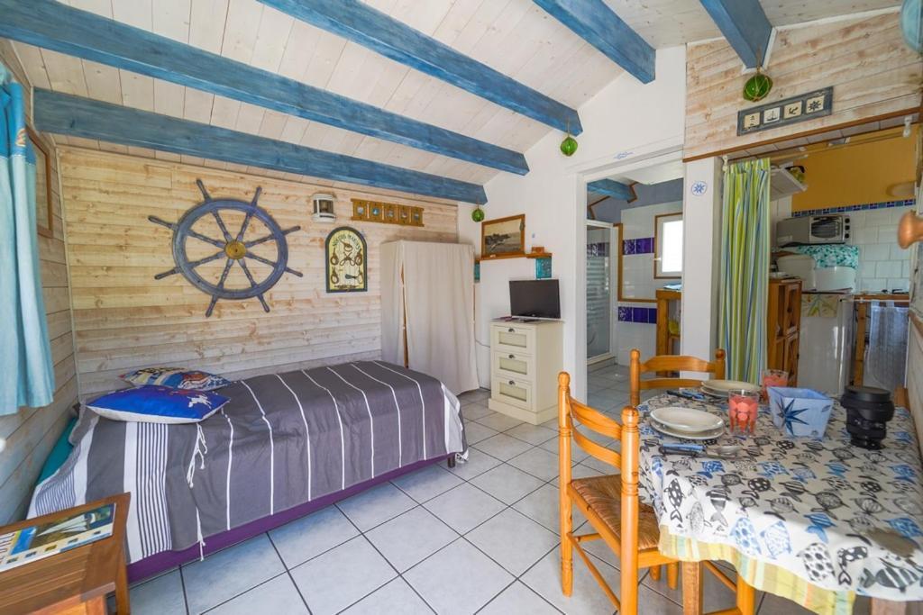 L'Ile D'Yeu, Vos Prochaines Vacances - Velos Inclus Port-Joinville Екстер'єр фото